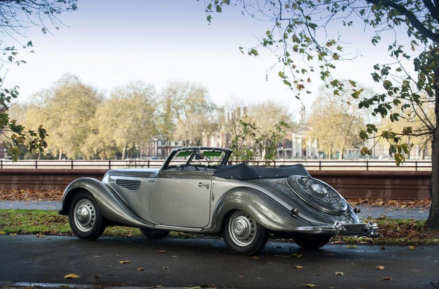  EMW 327 Cabriolet 1952 года  (фото 15 из 17)